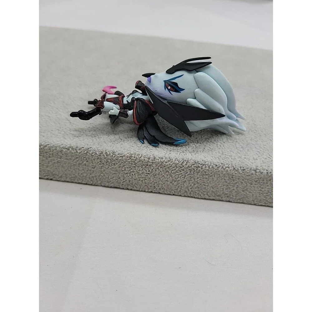 KENMA DOTA 2 Silkwood The Vengeful Spirit Action Figure 3